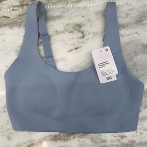 New Lululemon In Alignment Straight Strap Bra Size 4 Blue